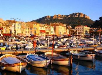 Taxi visite touristique Marseille en famille ou en groupe, véhicule spacieux