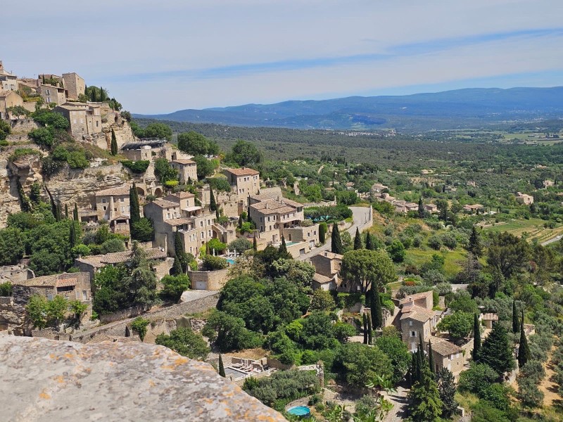 Réserver une excursion et visites guidées à Gordes avec transfert depuis Marseille et l’aéroport Provence