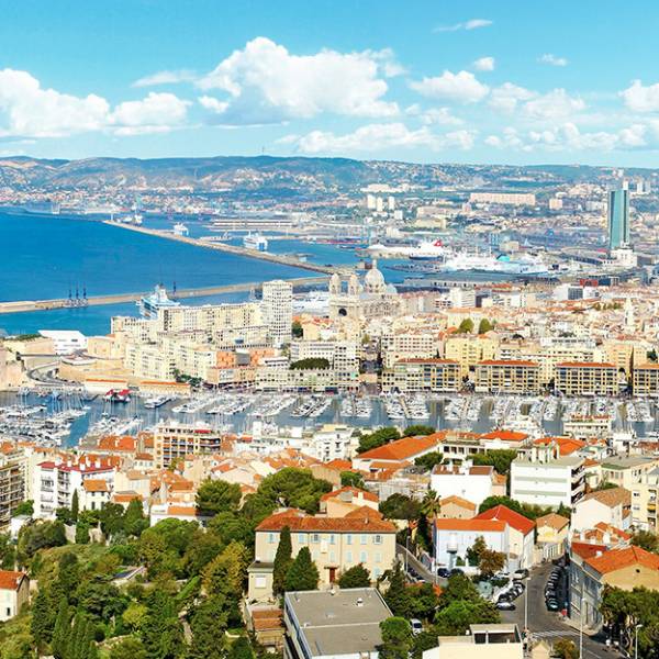 Taxi de Cassis vers Marseille disponible 24h/24h